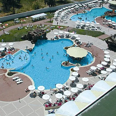 Park Sankt Peterburg Szálloda 4*