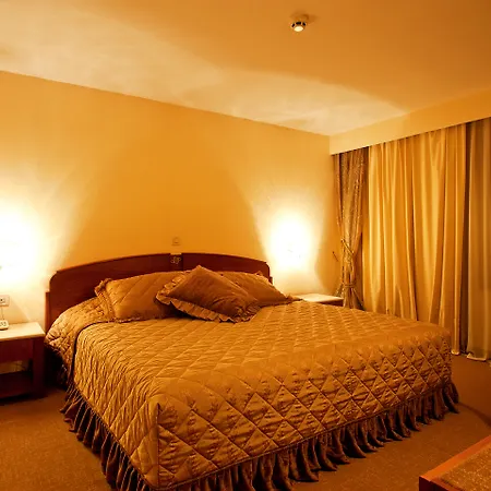 Park Sankt Peterburg Szálloda Plovdiv