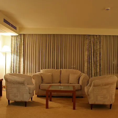 Park Sankt Peterburg 4*