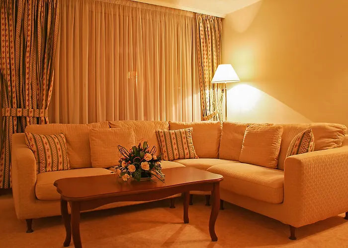 Park Sankt Peterburg Hotell 4*